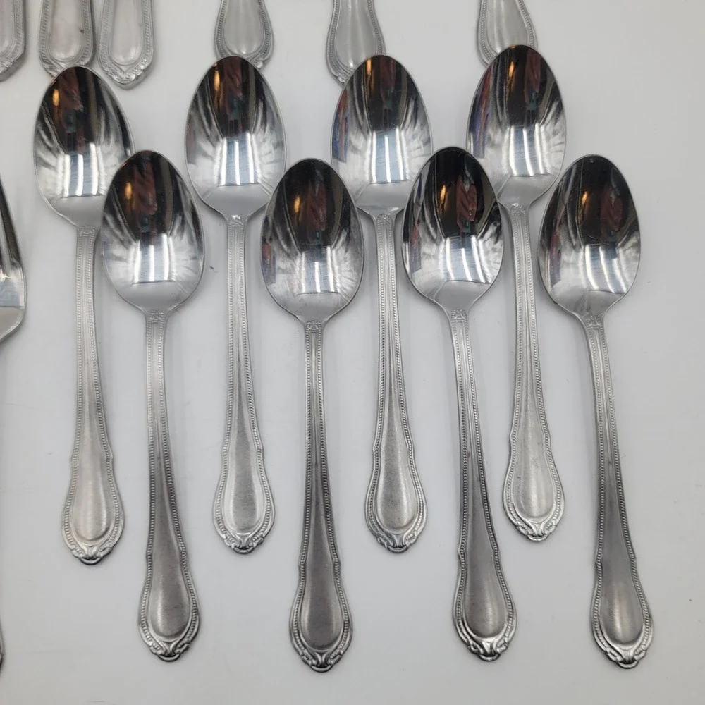 30pc Hampton Silversmiths Lauren Frosted Stainless Flatware Set Beaded Border